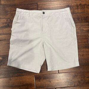 Feathery Men’s All Day Shorts | Gray | 34 | 9” Inseam